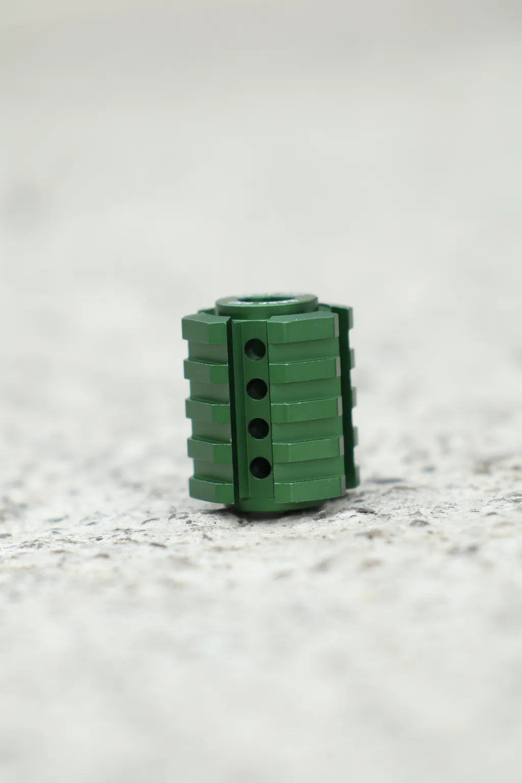 BASE 550 Rail Bead | Tactical Fishbone Knife Pendant