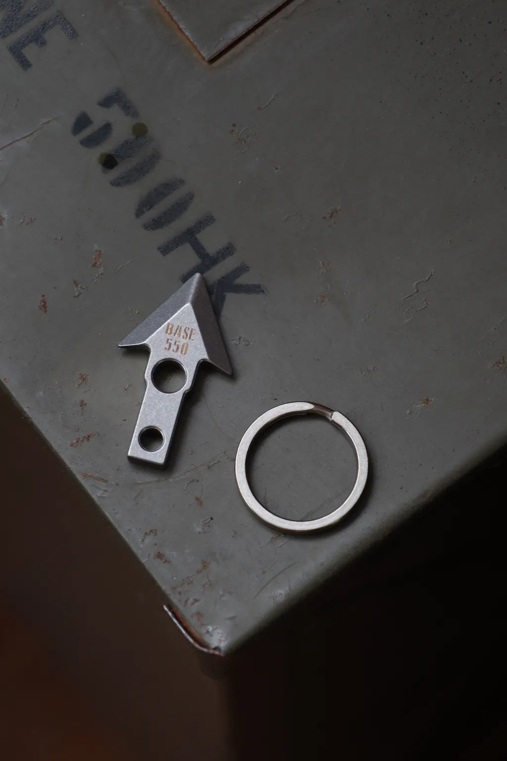 BASE 550 ÖRVAR TITANIUM ARROWHEAD | ÖRVAR Titanium Arrow