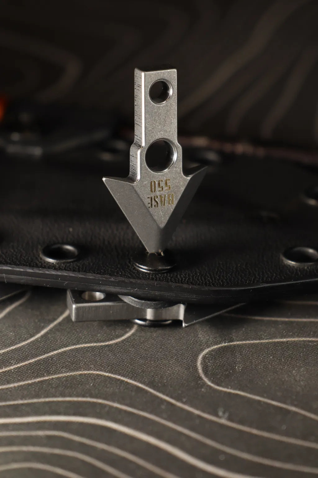 BASE 550 ÖRVAR TITANIUM ARROWHEAD | ÖRVAR Titanium Arrow