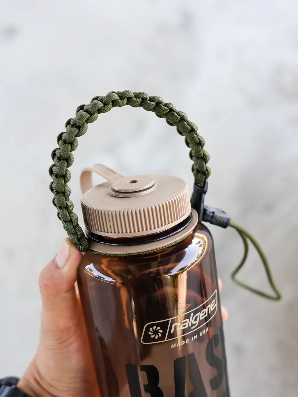 BASE 550 Multi Handle - Multifunctional Paracord Handle