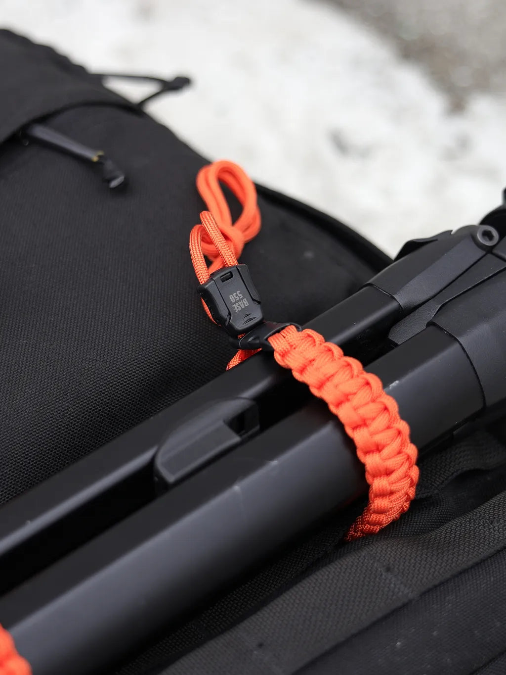 BASE 550 Multi Handle - Multifunctional Paracord Handle