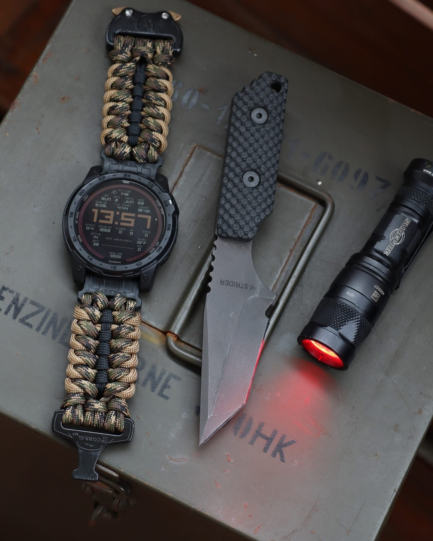 BASE 550 Cobra buckle paracord watch strap