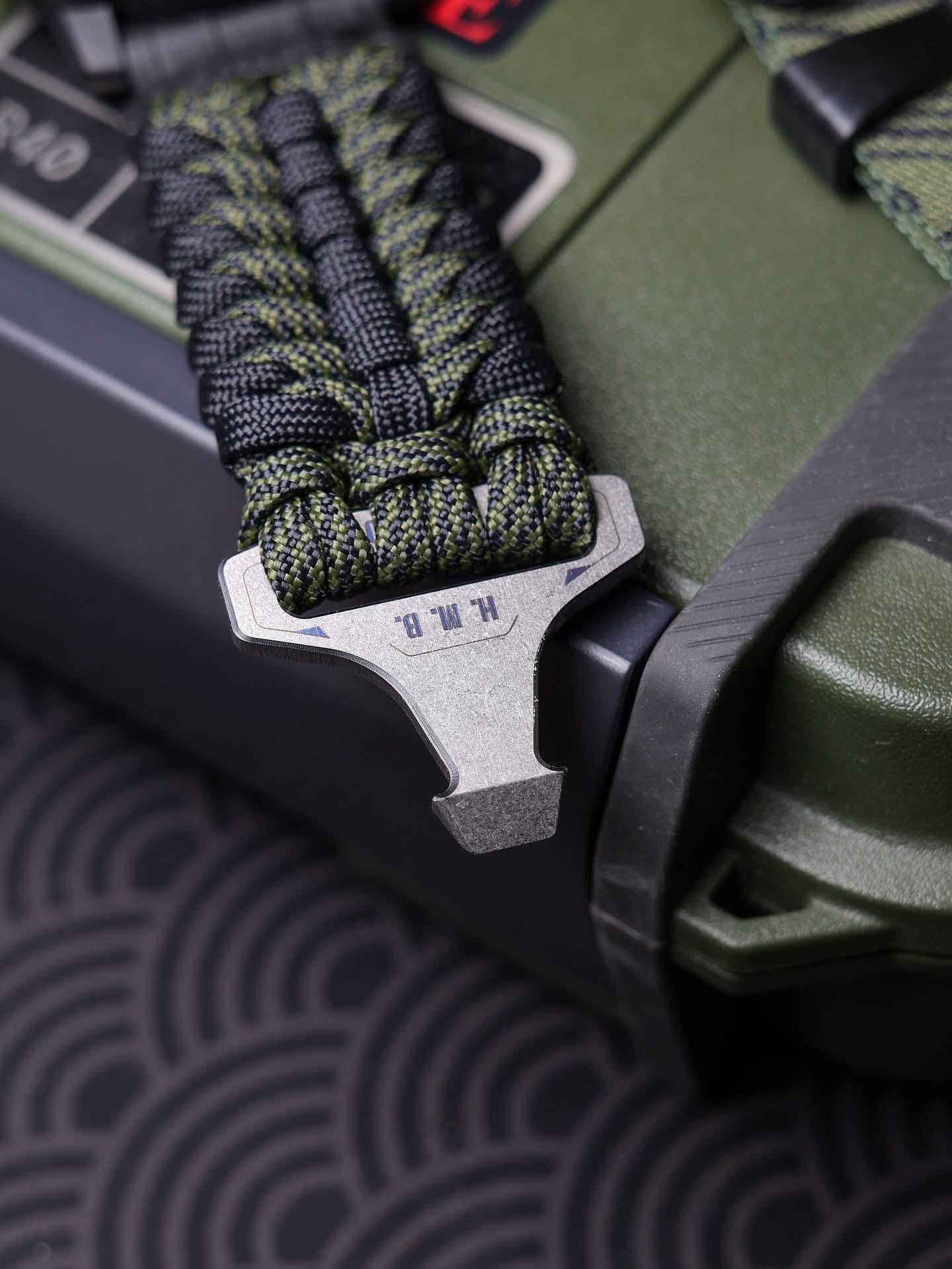 BASE 550 Cobra buckle paracord watch strap