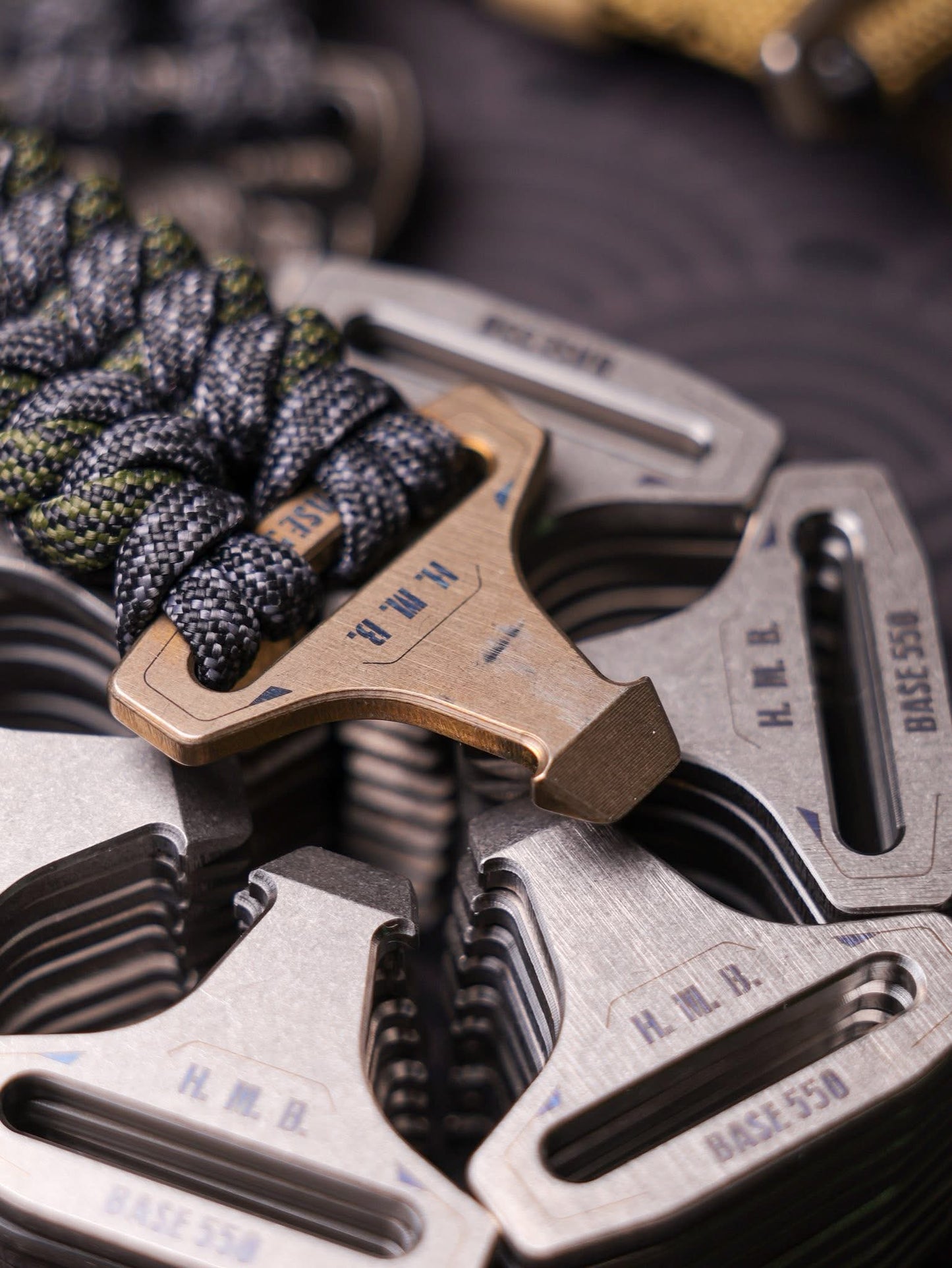 BASE 550 Cobra buckle paracord watch strap